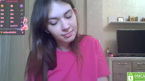 Jennifer online show from 05.12.26
