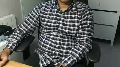 Snapshot of joeshades21 chatting on 01.21.25 joeshades21 online show from 01.21.25