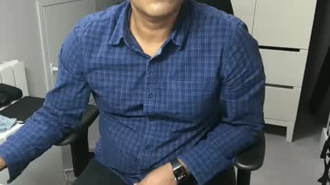 Snapshot of joeshades21 chatting on 01.27.25 joeshades21 online show from 01.27.25