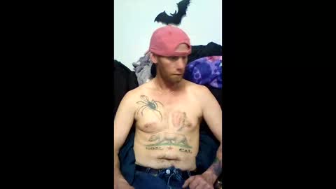 Snapshot of joeybcali79 chatting on 04.05.26 joeybcali79 online show from 04.05.26