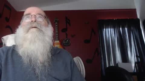 Snapshot of joeyzzz1 chatting on 04.12.26 joeyzzz1 online show from 04.12.26