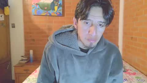 Snapshot of johan70nsexy chatting on 11.30.25 johan70nsexy online show from 11.30.25