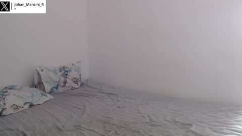 Snapshot of johan_mancini_r chatting on 01.27.25 johan_mancini_r online show from 01.27.25