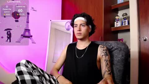 Snapshot of johan_parker222 chatting on 02.17.25 johan_parker222 online show from 02.17.25