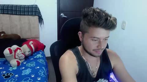 Snapshot of johanleonsweetboy chatting on 09.27.25 JOHAN independient model online show from 09.27.25