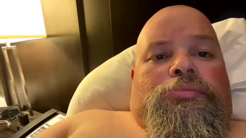 Snapshot of john40a chatting on 03.12.25 John online show from 03.12.25