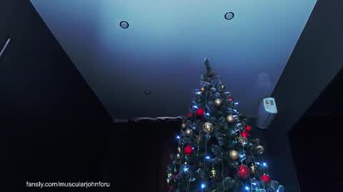 Snapshot of john_and_kiss chatting on 12.20.25 john and kiss online show from 12.20.25