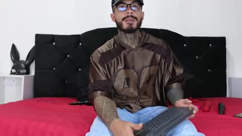 John  online show from 03.01.25