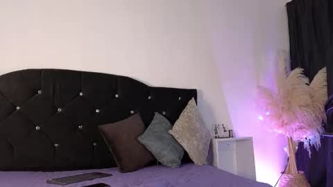 John  online show from 10.25.25