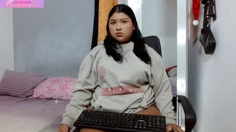 Snapshot of john_ssnow29 chatting on 01.06.25 john_ssnow29 online show from 01.06.25