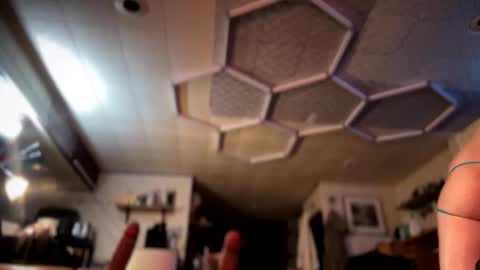 bisexual King  online show from 12.17.25