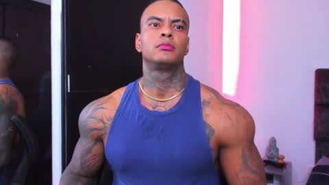 Snapshot of johnbelt_ chatting on 11.20.25 john belt online show from 11.20.25