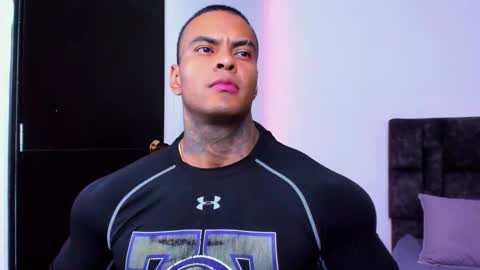 Snapshot of johnbelt_ chatting on 11.26.25 john belt online show from 11.26.25