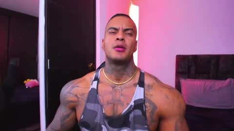 Snapshot of johnbelt_ chatting on 12.03.25 john belt online show from 12.03.25