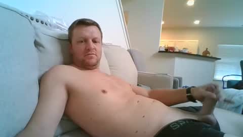 Snapshot of johnd101020 chatting on 12.03.25 johnd101020 online show from 12.03.25