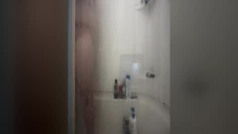 Snapshot of johndeepinn chatting on 06.15.26 johndeepinn online show from 06.15.26