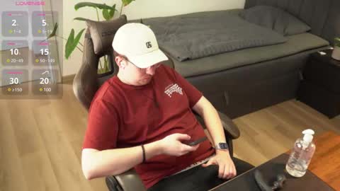 Snapshot of johndor22 chatting on 02.23.25 Jones online show from 02.23.25