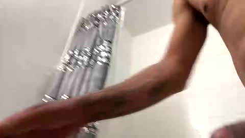 Snapshot of johnjonnnn28 chatting on 03.06.25 johnjonnnn28 online show from 03.06.25