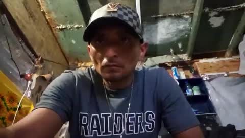 Snapshot of johnjonnnn28 chatting on 09.22.25 johnjonnnn28 online show from 09.22.25