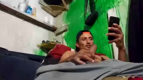 Snapshot of johnjonnnn28 chatting on 10.13.25 johnjonnnn28 online show from 10.13.25