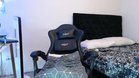 john online show from 12.23.24