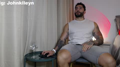 Snapshot of johnklleyn chatting on 04.17.26 john online show from 04.17.26