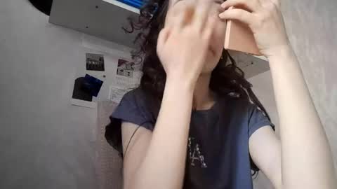 Snapshot of johnmerli chatting on 11.30.25 Molly online show from 11.30.25