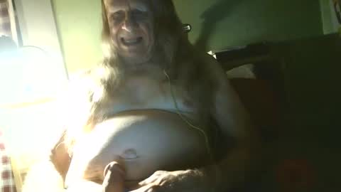 Snapshot of johnnieq1971 chatting on 05.04.26 johnnieq1971 online show from 05.04.26
