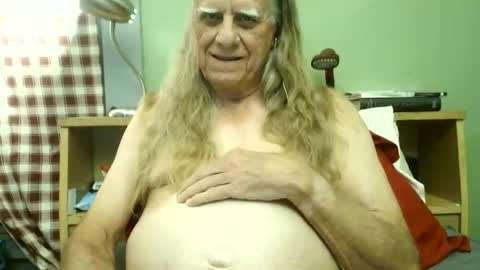 Snapshot of johnnieq1971 chatting on 06.02.26 johnnieq1971 online show from 06.02.26