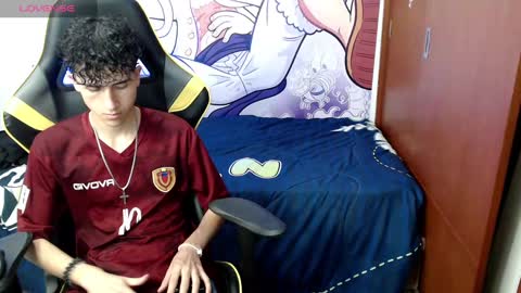 Snapshot of johnny_cagee chatting on 12.10.24 johnny_cagee online show from 12.10.24