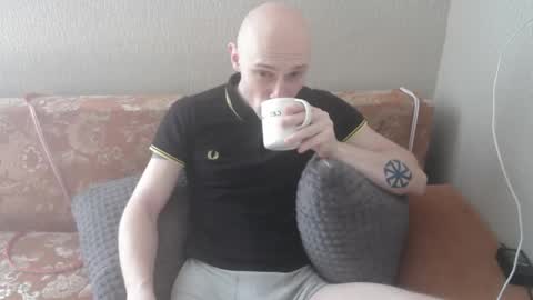 Johnny online show from 03.12.25