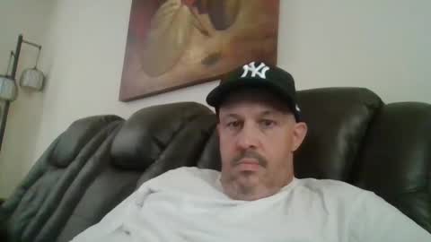 Snapshot of johnnycb7 chatting on 09.30.25 johnnycb7 online show from 09.30.25