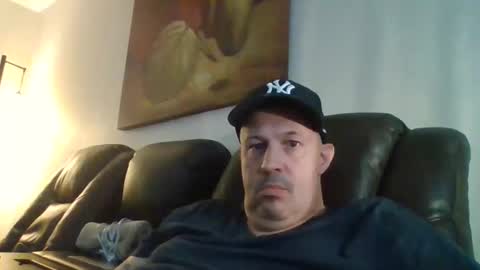 Snapshot of johnnycb7 chatting on 11.04.25 johnnycb7 online show from 11.04.25