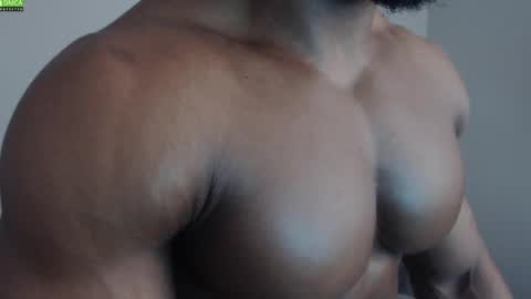 Snapshot of johnnydolce50 chatting on 01.28.25 MASTER OF SUBS BETA SLAVES online show from 01.28.25