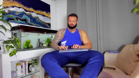 JOHNNY online show from 02.12.25