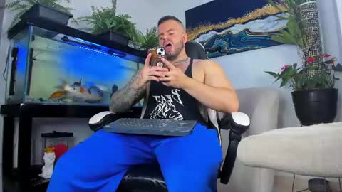 JOHNNY online show from 06.12.26