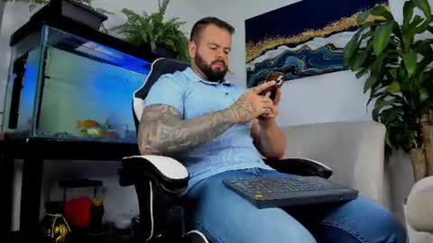Snapshot of johnnygrayson_ chatting on 07.19.26 JOHNNY online show from 07.19.26