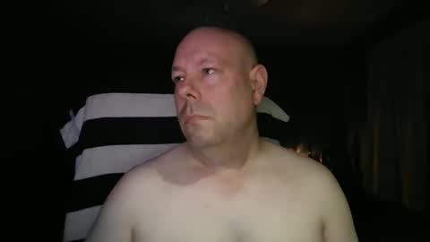 Snapshot of johnypatrickxxx chatting on 10.26.25 johnypatrickxxx online show from 10.26.25
