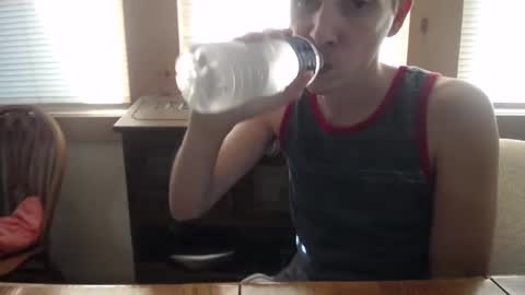 Snapshot of johstondude chatting on 10.03.25 Johston online show from 10.03.25