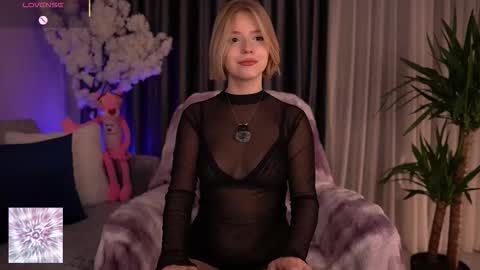 Paula online show from 10.25.25