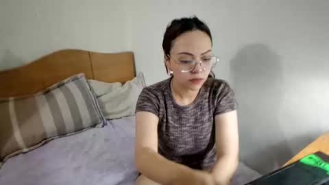 Snapshot of jois0311 chatting on 11.02.25 SasaHara online show from 11.02.25