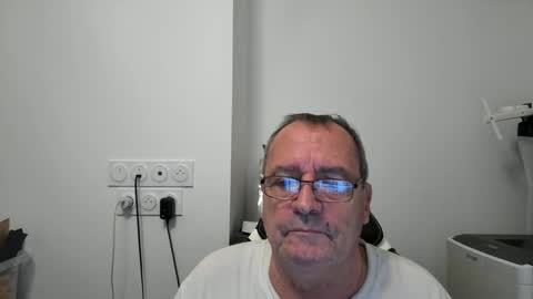 Snapshot of jojo04800 chatting on 12.05.24 jojo04800 online show from 12.05.24