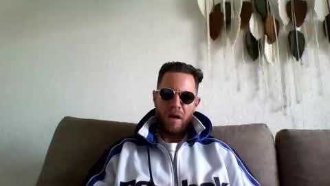 Snapshot of jojo19844 chatting on 03.05.26 jojo19844 online show from 03.05.26