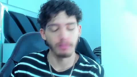 Snapshot of jojobraando chatting on 11.28.25 jojobraando online show from 11.28.25