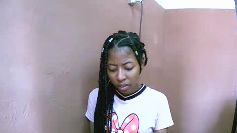 Snapshot of joliekah27 chatting on 02.27.25 joliekah27 online show from 02.27.25