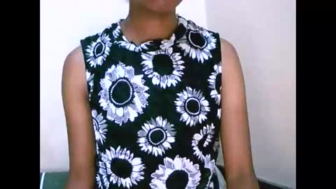 Snapshot of joliekah27 chatting on 11.08.25 joliekah27 online show from 11.08.25