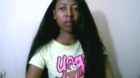 Snapshot of joliekah27 chatting on 11.12.25 joliekah27 online show from 11.12.25