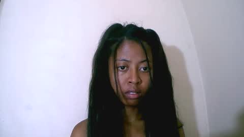 Snapshot of joliekah27 chatting on 11.15.25 joliekah27 online show from 11.15.25