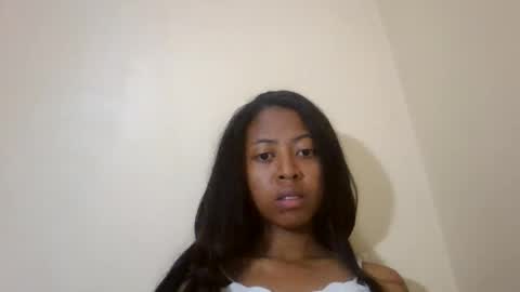 Snapshot of joliekah27 chatting on 11.17.25 joliekah27 online show from 11.17.25