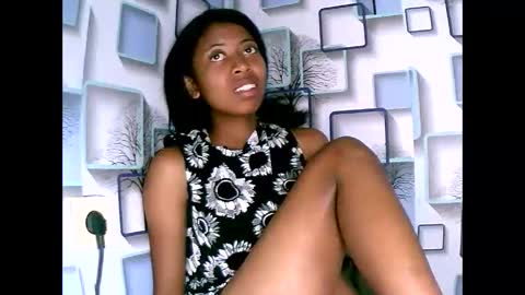 Snapshot of joliekah27 chatting on 11.29.25 joliekah27 online show from 11.29.25